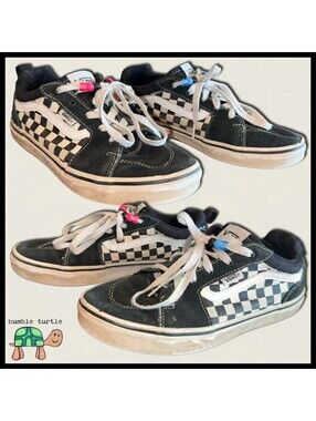 Vans Ward / Low-Top Suede & Canvas Checkerboard Skate Sneakers | US Youth Size 5